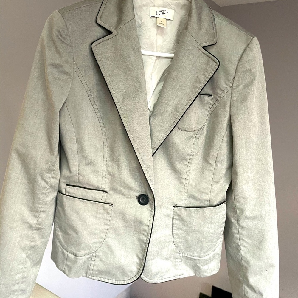 Grey Ann Taylor Suit Jacket/Blazer